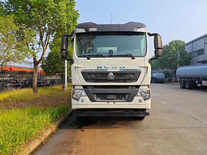 15吨油罐车专业制造厂家全解析 品质与服务的双重保障