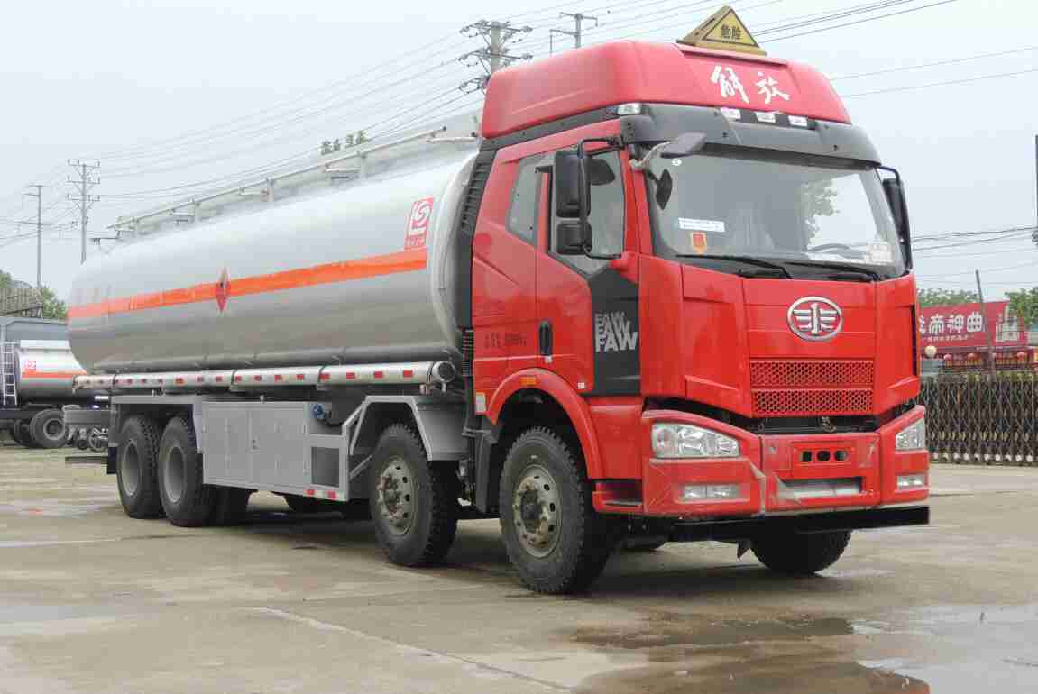 油罐车 | 产品中心 — 随州市力神专用汽车